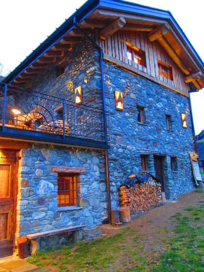 Chalet Cuore Selvatico Monno Exterior photo