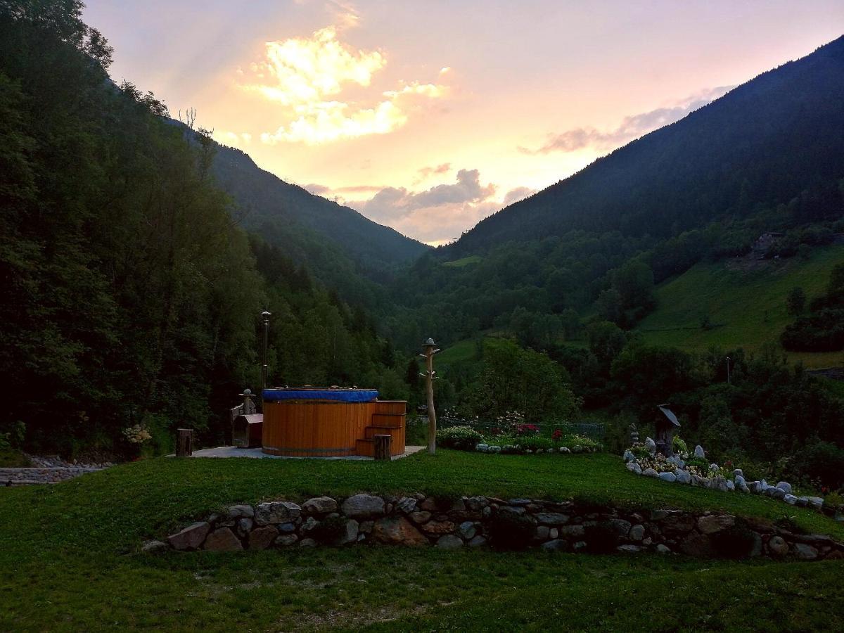 Chalet Cuore Selvatico Monno Exterior photo