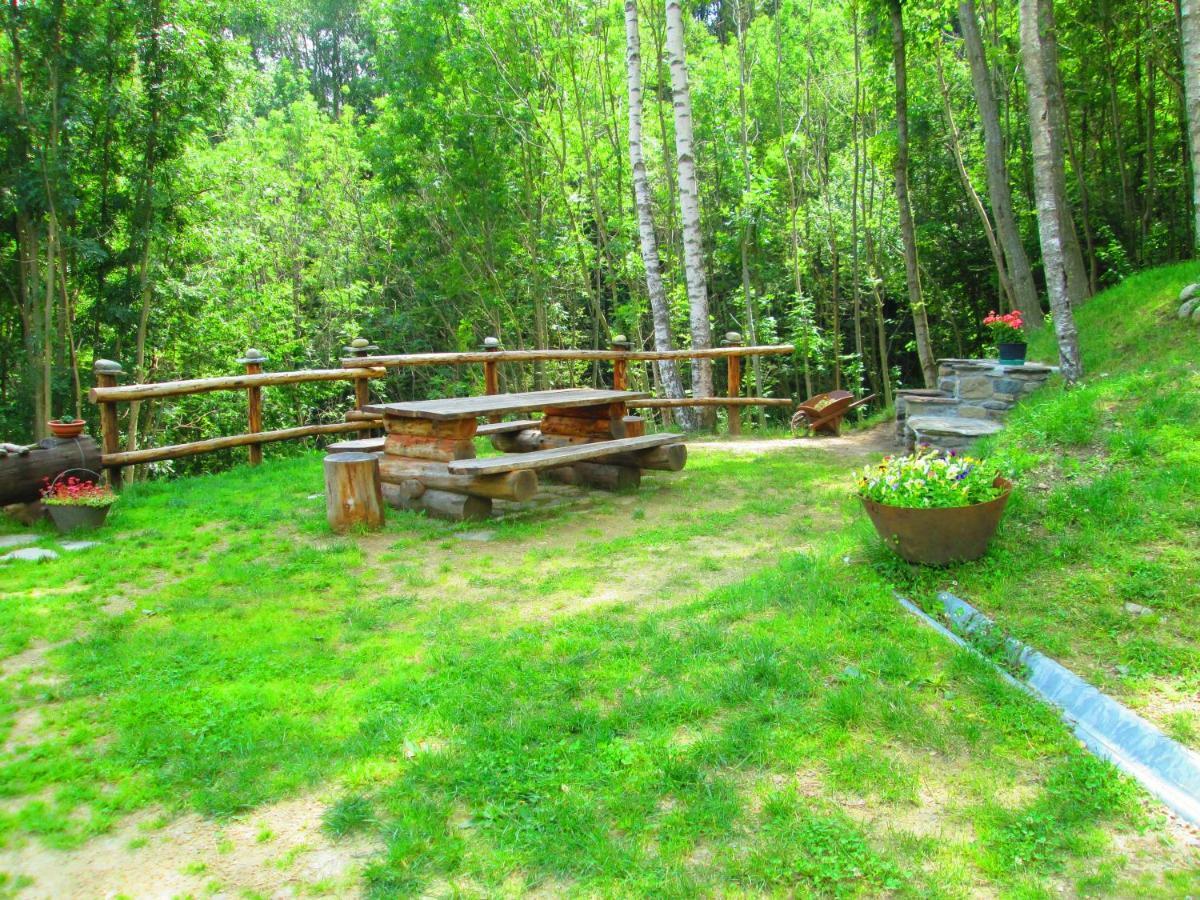 Chalet Cuore Selvatico Monno Exterior photo